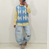 MORENA vest with light blue diamonds