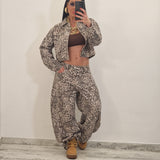 Giubbino crop  di jeans THARA leopeardato